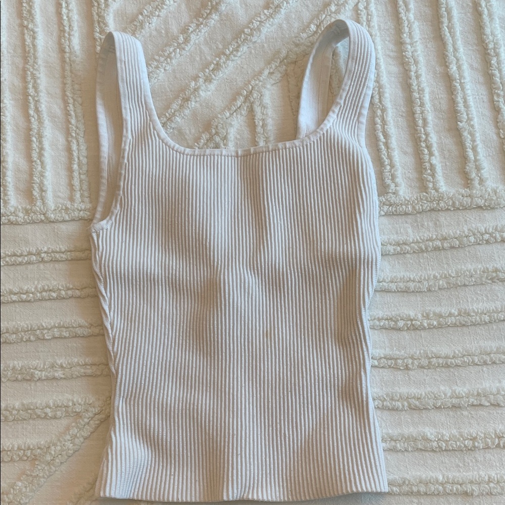 2XS Babaton Sculpt Knit Tank Top